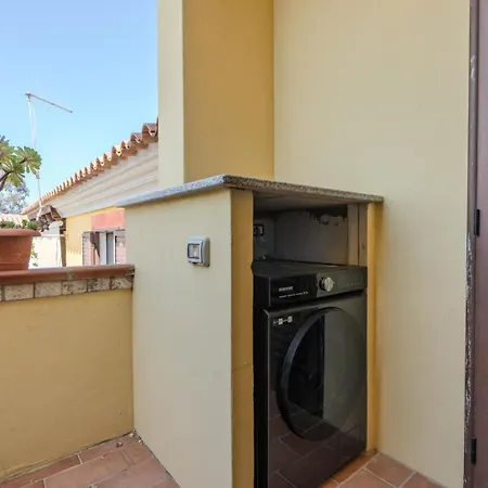 Apartment 3min Dalla Spiaggia, Elegante A